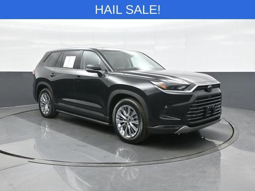 Midnight Black Metallic 2026 Toyota Grand Highlander Platinum