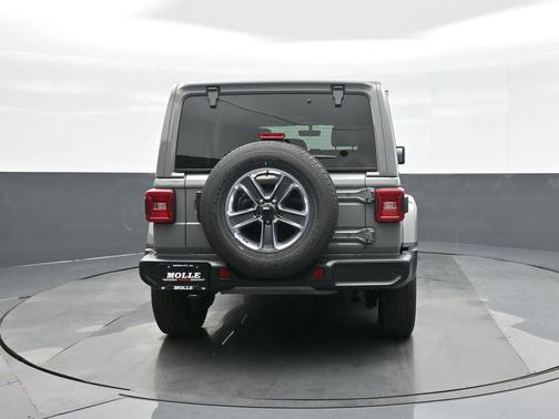 2023 Jeep Wrangler 4-Door Sahara 4x4