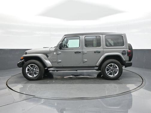 2023 Jeep Wrangler 4-Door Sahara 4x4