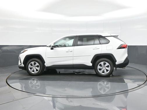 Ice Cap 2024 Toyota RAV4 LE