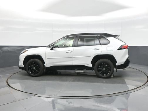 2024 Toyota RAV4 Hybrid SE