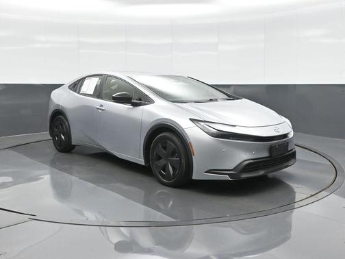 Cutting Edge 2024 Toyota Prius LE