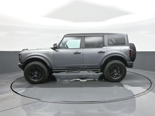 Carbonized Gray Metallic 2024 Ford Bronco Wildtrak