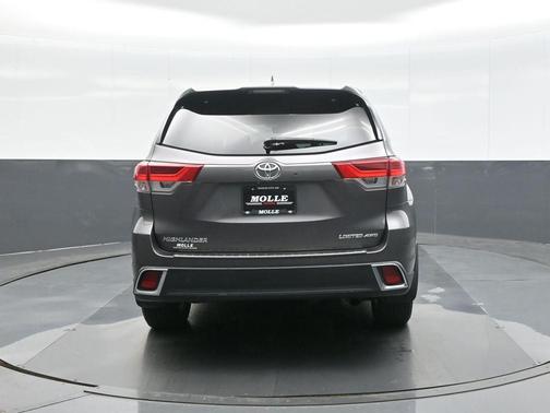 2018 Toyota Highlander Limited Platinum