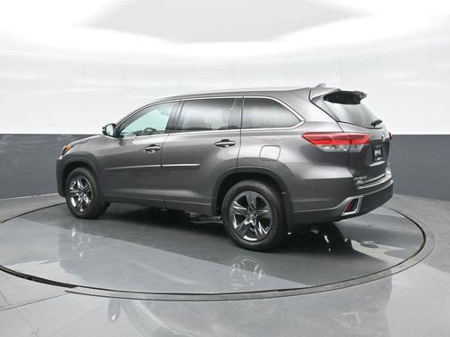 2018 Toyota Highlander Limited Platinum