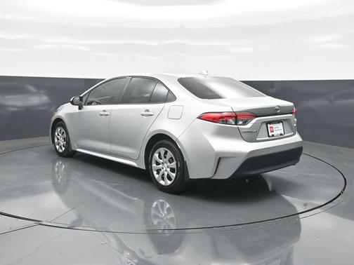 Classic Silver Metallic 2026 Toyota Corolla LE
