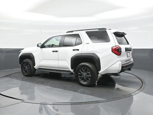 Ice 2025 Toyota 4Runner SR5