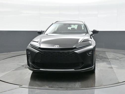 2025 Toyota Crown Signia Limited