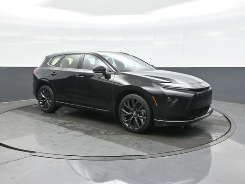 2025 Toyota Crown Signia Limited