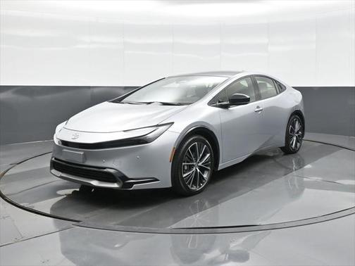 2025 Toyota Prius XLE