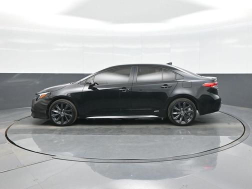 Midnight Black Metallic 2023 Toyota Corolla Hybrid SE Infrared