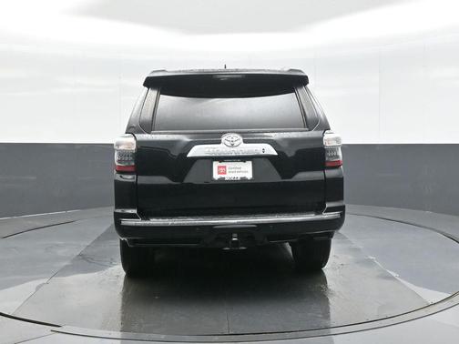 Midnight Black Metallic 2017 Toyota 4Runner Limited