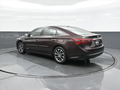 2016 Toyota Avalon Hybrid XLE Plus