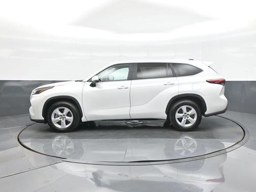 Wind Chill Pearl 2023 Toyota Highlander L