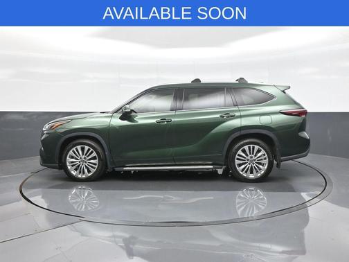 Cypress 2025 Toyota Highlander Platinum