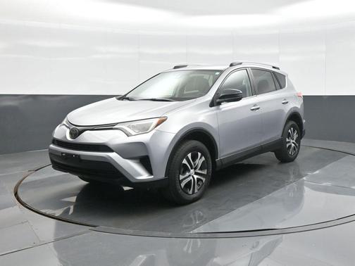 Silver Sky Metallic 2017 Toyota RAV4 LE