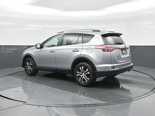 Silver Sky Metallic 2017 Toyota RAV4 LE