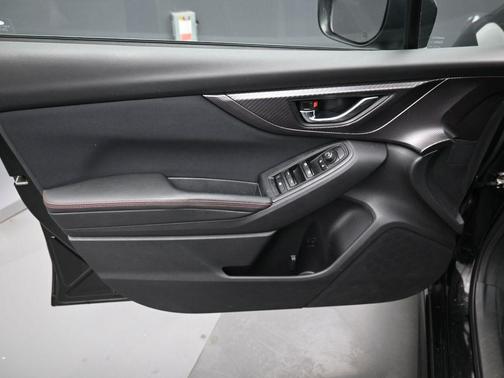 2017 Subaru Impreza 2.0i Sport