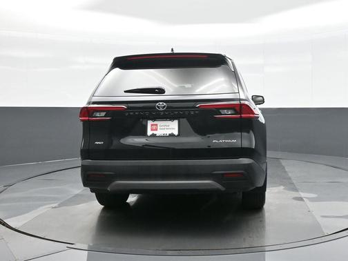 2025 Toyota Grand Highlander Platinum