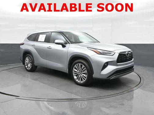 2025 Toyota Highlander Platinum