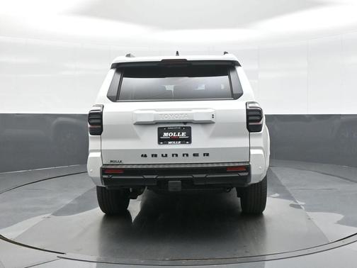 Wind Chill Pearl 2026 Toyota 4Runner TRD Sport Premium
