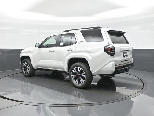 Wind Chill Pearl 2026 Toyota 4Runner TRD Sport Premium