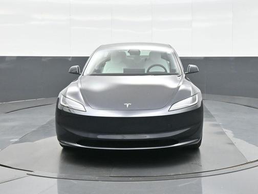 Diamond Black 2025 Tesla Model 3 Long Range