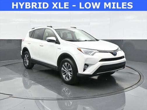 2017 Toyota RAV4 Hybrid XLE