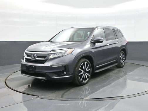 2019 Honda Pilot Touring 8-Passenger