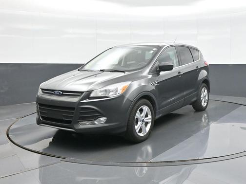 Magnetic 2016 Ford Escape SE