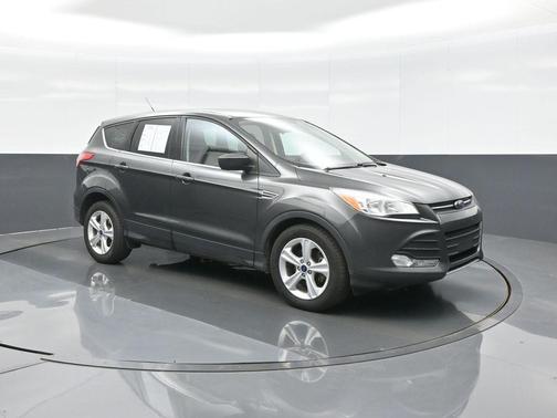 Magnetic 2016 Ford Escape SE