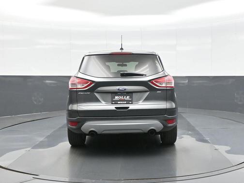 Magnetic 2016 Ford Escape SE
