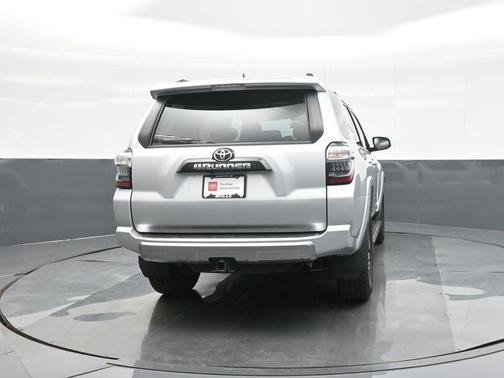 2023 Toyota 4Runner TRD Off Road
