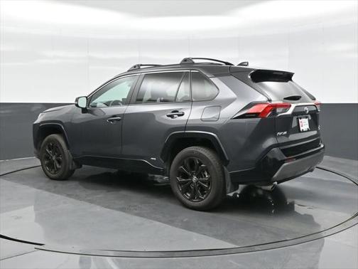 2024 Toyota RAV4 Hybrid SE