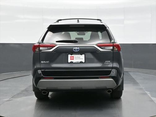 2024 Toyota RAV4 Hybrid SE