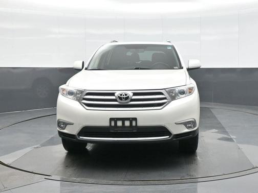 2013 Toyota Highlander SE