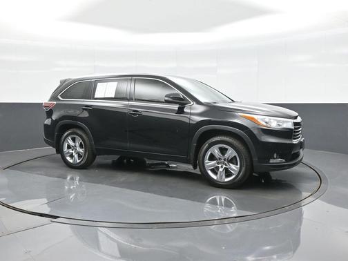 Midnight Black Metallic 2016 Toyota Highlander Limited