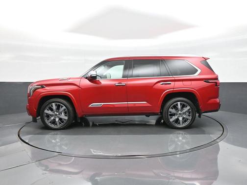 2023 Toyota Sequoia Capstone