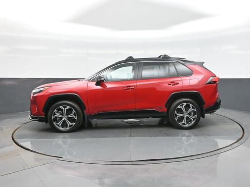 2025 Toyota RAV4 Hybrid SE