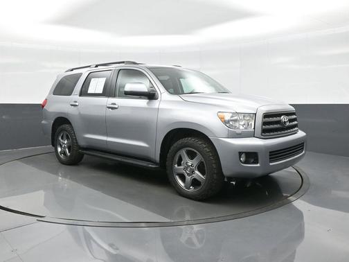 2017 Toyota Sequoia SR5