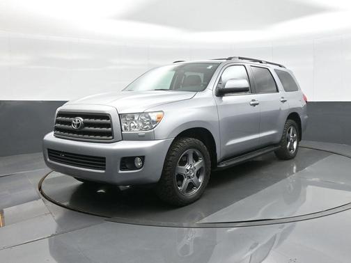 2017 Toyota Sequoia SR5