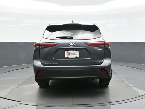 2021 Toyota Highlander Hybrid LE