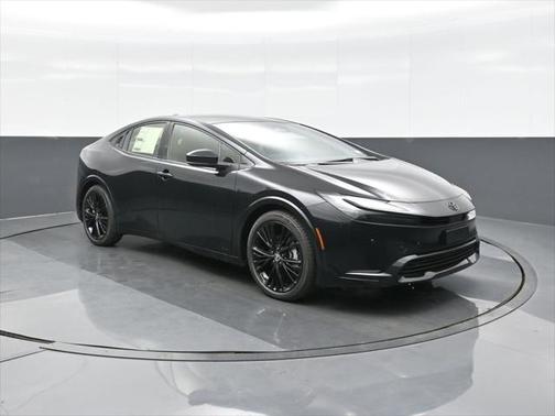 2025 Toyota Prius L