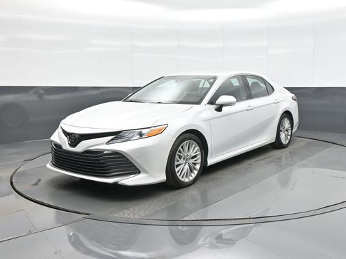 2018 Toyota Camry XLE