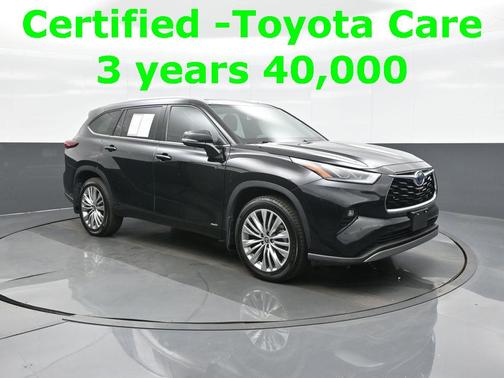 2022 Toyota Highlander Hybrid Platinum