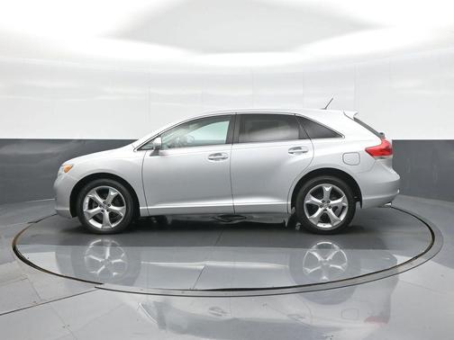 Classic Silver 2009 Toyota Venza Base