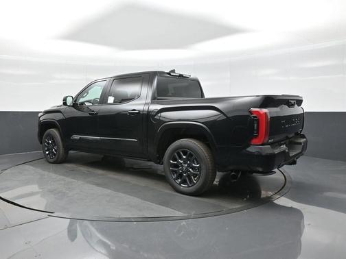 2026 Toyota Tundra Hybrid Platinum