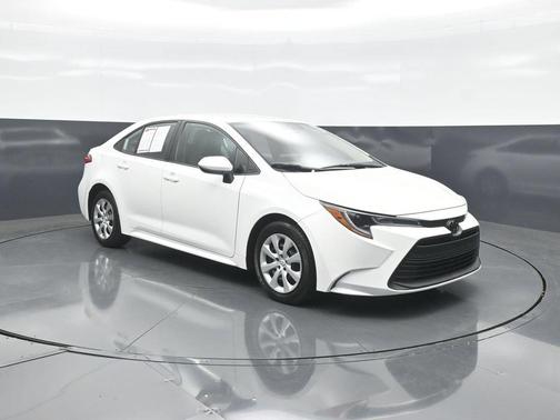 Ice 2024 Toyota Corolla LE