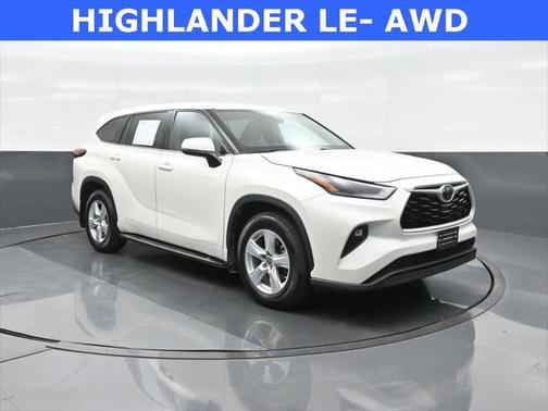 2021 Toyota Highlander LE