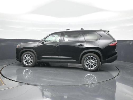 Midnight Black Metallic 2026 Toyota Grand Highlander Platinum